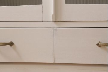 ペイント家具　モールガラス　レトロな佇まいのキャビネット(収納棚、戸棚、本箱)(R-043136)