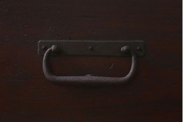 アンティーク家具　明治期　桐材　上質な造りの脚付箪笥ローボード(時代箪笥、桐箪笥、桐たんす)(R-043139)