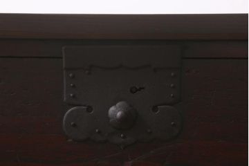 アンティーク家具　明治期　桐材　上質な造りの脚付箪笥ローボード(時代箪笥、桐箪笥、桐たんす)(R-043139)