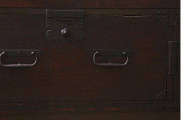 アンティーク家具　明治期　桐材　上質な造りの脚付箪笥ローボード(時代箪笥、桐箪笥、桐たんす)(R-043139)