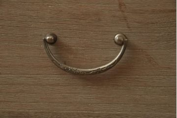 レトロ家具　昭和レトロ　昭和中期　前面桐材　シンプルさが魅力の箪笥(収納箪笥、衣装箪笥、桐箪笥、桐たんす)(R-043144)