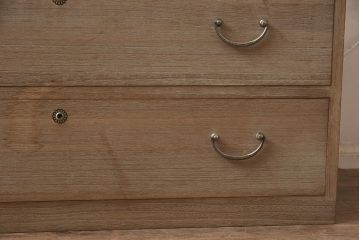 レトロ家具　昭和レトロ　昭和中期　前面桐材　シンプルさが魅力の箪笥(収納箪笥、衣装箪笥、桐箪笥、桐たんす)(R-043144)