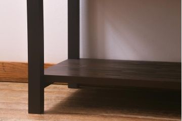 アンティーク家具　リメイク　桐材　棚付き　十字金具　観音開き戸の箪笥サイドボード(時代箪笥、リビングボード、桐箪笥、桐たんす)(R-043203)