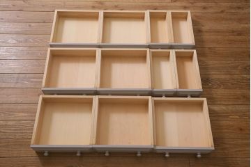 ペイント家具　中古　民芸家具リメイク　昭和後期　やわらかな色合いが魅力のチェスト(引き出し)(R-043213)