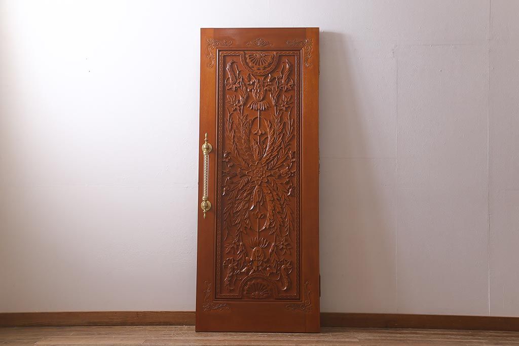 ビンテージ建具　民芸家具　総ケヤキ材　特注品!手彫りの意匠が豪華なドア(扉・開き戸・建具)(R-043214)