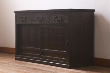 ラフジュ工房オリジナル　前面栗材　引き出し付き　明治期の味わい深い古建具を使ったリメイクローボード(テレビ台、収納棚、戸棚)(R-043216)