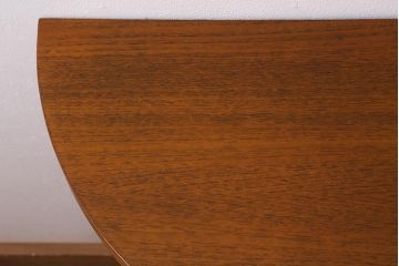 ヴィンテージ家具　北欧ビンテージ　レア品　半円形　温かみのある木色が魅力的なハーフテーブル(エクステンションテーブル、ダイニングテーブル、コンソールテーブル)(R-043217)