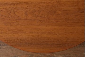 ヴィンテージ家具　北欧ビンテージ　レア品　半円形　温かみのある木色が魅力的なハーフテーブル(エクステンションテーブル、ダイニングテーブル、コンソールテーブル)(R-043217)
