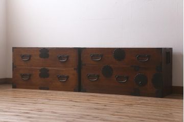 アンティーク家具　和製アンティーク　総桐材　巾着金具　上品な和の風情が漂う重ね箪笥(時代箪笥、衣装箪笥、引き出し、桐箪笥、桐たんす)(R-043221)