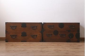 アンティーク家具　和製アンティーク　総桐材　巾着金具　上品な和の風情が漂う重ね箪笥(時代箪笥、衣装箪笥、引き出し、桐箪笥、桐たんす)(R-043221)