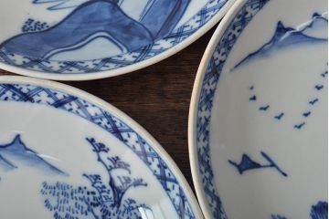 アンティーク雑貨　明治期　山水図　九谷　8寸染付皿3枚セット(和食器)(R-043225)