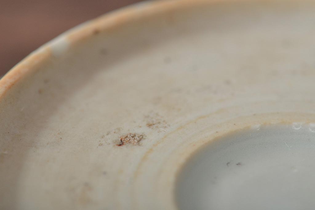 アンティーク雑貨　幕末〜明治期　伊万里焼　白磁　菊皿3枚セット(和食器)(R-043232)