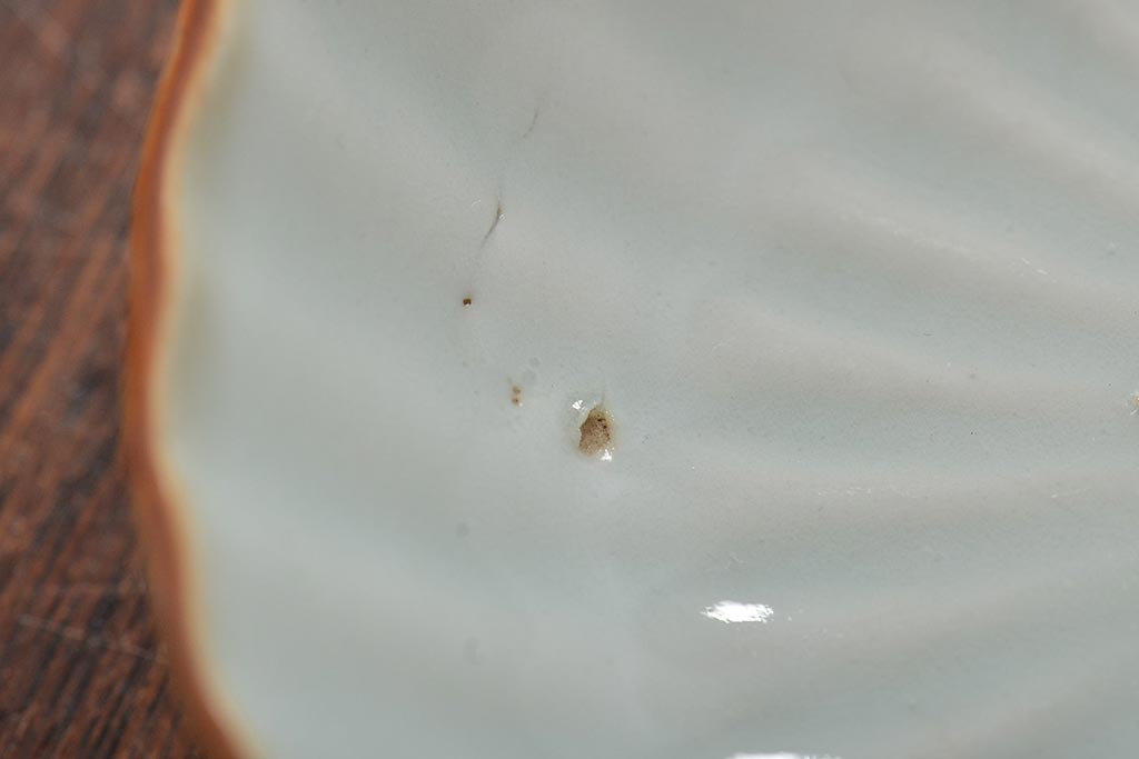 アンティーク雑貨　幕末〜明治期　伊万里焼　白磁　菊皿3枚セット(和食器)(R-043233)