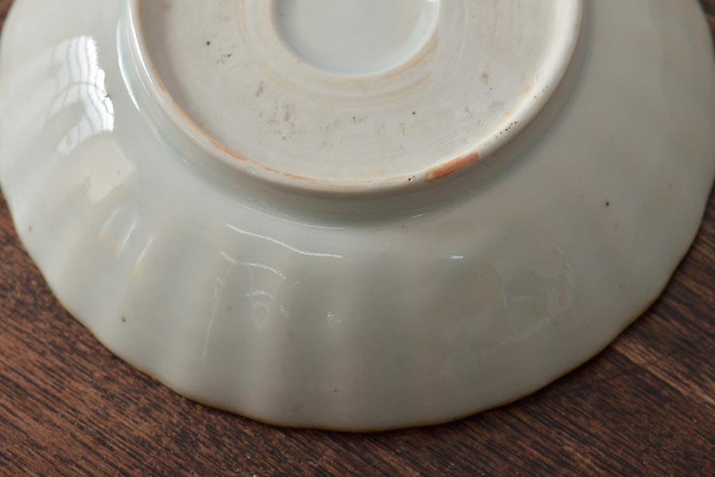 アンティーク雑貨　幕末〜明治期　伊万里焼　白磁　菊皿3枚セット(和食器)(R-043233)