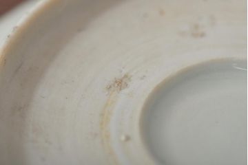 アンティーク雑貨　幕末〜明治期　伊万里焼　白磁　菊皿3枚セット(和食器)(R-043233)