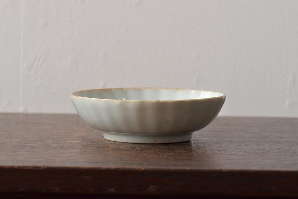 アンティーク雑貨　幕末〜明治期　伊万里焼　白磁　菊皿5枚セット(和食器)(R-043234)