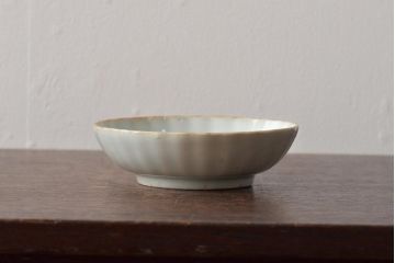 アンティーク雑貨　幕末〜明治期　伊万里焼　白磁　菊皿5枚セット(和食器)(R-043234)