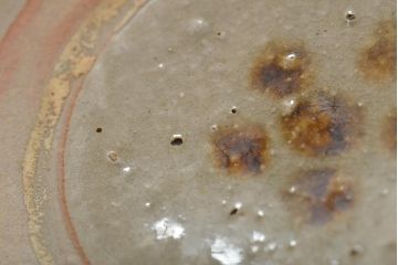 沖縄琉球　壺屋焼　小橋川仁王　6寸皿(和食器)(R-043241)