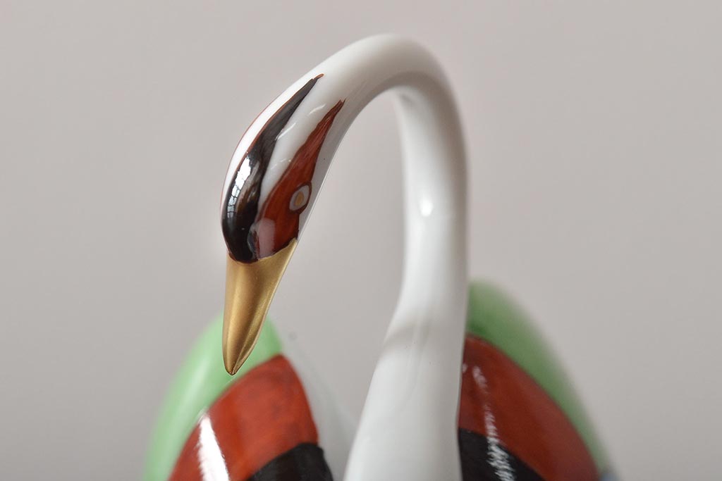 ハンガリー　HOLLOHAZA(ホロハーザ)　白鳥フィギュリン2点セット(スワン、置物、磁器)(R-043242)