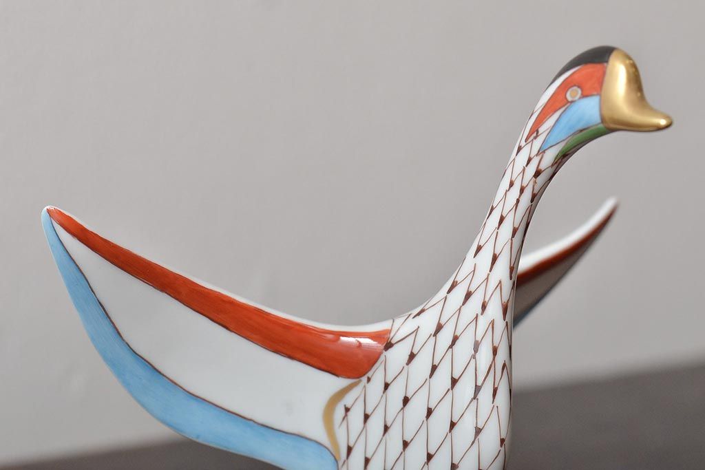 ハンガリー　HOLLOHAZA(ホロハーザ)　白鳥フィギュリン2点セット(スワン、置物、磁器)(R-043242)