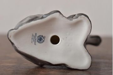 ハンガリー　HOLLOHAZA(ホロハーザ)　バセットハウンド?フィギュリン(犬、磁器、置物)(R-043246)