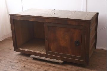アンティーク家具　明治期　ヒノキ材・欅材　味わいのある収納箪笥(サイドボード、水屋箪笥、戸棚)(R-043248)