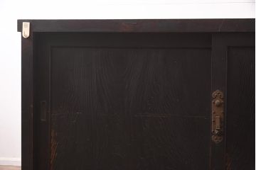 アンティーク家具　明治期　ヒノキ材・杉材　木瓜引き手　渋さが魅力的な収納箪笥(サイドボード、水屋箪笥、戸棚、夜具箪笥、布団箪笥)(R-043251)