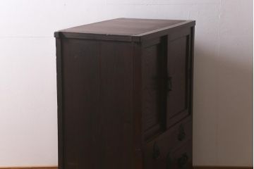 アンティーク家具　和製アンティーク　脚付きリメイク　ケヤキの杢目が美しいシンプルな帳場箪笥(収納棚、時代箪笥、戸棚)(R-043254)