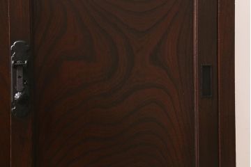 アンティーク家具　和製アンティーク　脚付きリメイク　ケヤキの杢目が美しいシンプルな帳場箪笥(収納棚、時代箪笥、戸棚)(R-043254)