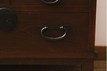 アンティーク家具　和製アンティーク　脚付きリメイク　ケヤキの杢目が美しいシンプルな帳場箪笥(収納棚、時代箪笥、戸棚)(R-043254)