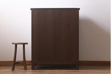 アンティーク家具　和製アンティーク　脚付きリメイク　ケヤキの杢目が美しいシンプルな帳場箪笥(収納棚、時代箪笥、戸棚)(R-043254)