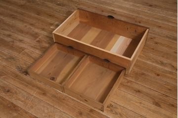 アンティーク家具　和製アンティーク　脚付きリメイク　ケヤキの杢目が美しいシンプルな帳場箪笥(収納棚、時代箪笥、戸棚)(R-043254)