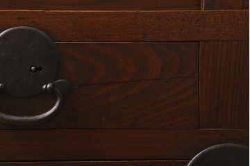 アンティーク家具　和製アンティーク　脚付きリメイク　ケヤキの杢目が美しいシンプルな帳場箪笥(収納棚、時代箪笥、戸棚)(R-043254)