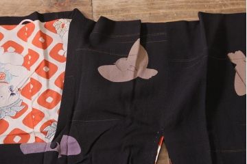 アンティーク着物　大正昭和初期　黒縮緬ふくら雀柄　道行コート(正絹古布)(R-043260)