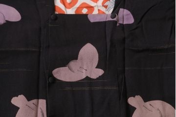 アンティーク着物　大正昭和初期　黒縮緬ふくら雀柄　道行コート(正絹古布)(R-043260)