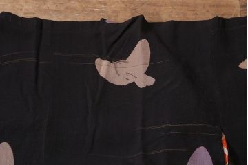 アンティーク着物　大正昭和初期　黒縮緬ふくら雀柄　道行コート(正絹古布)(R-043260)