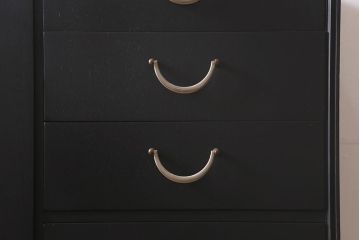 北欧ビンテージ　ペイント家具　チーク材　MEREDEW社(メレデュー)社 ブラックペイントがモダンな雰囲気のワードローブ(洋服タンス、チェスト)(R-043265)