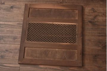 アンティーク家具　上手物!　明治大正期　前面欅(ケヤキ)・玉杢材　3尺　組子入り引き戸の関東水屋箪笥(茶箪笥、重ね戸棚、収納棚)(R-043277)