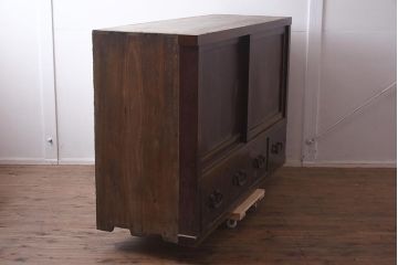 アンティーク家具　明治大正期　前面欅(ケヤキ)材・玉杢材　漆塗り　収納箪笥(サイドボード、水屋箪笥、戸棚、キャビネット、テレビ台、収納棚)(R-043279)