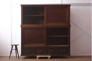 アンティーク家具　明治大正期　前面欅(ケヤキ)材・玉杢材　漆塗り　重ね収納箪笥(水屋箪笥、戸棚)(R-043280)