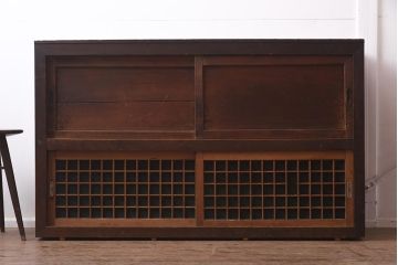 アンティーク家具　明治大正期　落ち着いた雰囲気が魅力の戸棚(収納棚、水屋箪笥)(R-043281)