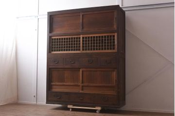 アンティーク家具　明治大正期　落ち着いた雰囲気が魅力の水屋箪笥(重ね戸棚、収納棚、収納箪笥)(R-043283)