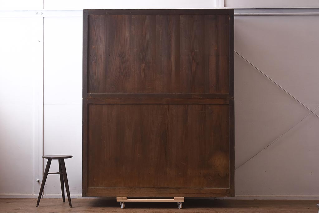 アンティーク家具 明治大正期 落ち着いた雰囲気が魅力の水屋箪笥(重ね戸棚、収納棚、収納箪笥)(R-043283)