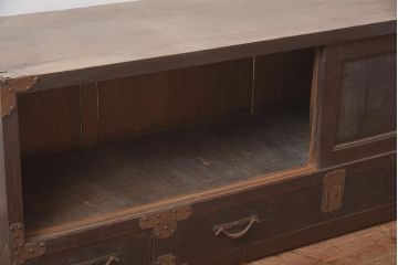 アンティーク家具　明治期　三方ケヤキ材　激レア!貫禄漂う上手物の帳場大箪笥(箪笥ローボード、収納棚)(R-043293)