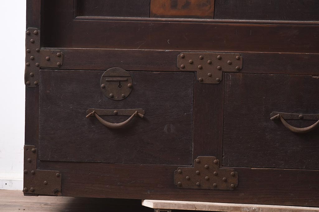 アンティーク家具　明治期　三方ケヤキ材　激レア!貫禄漂う上手物の帳場大箪笥(収納箪笥、引き出し)(R-043294)