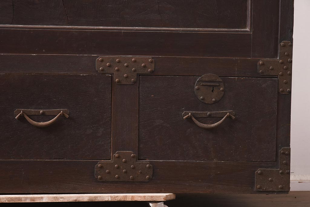 アンティーク家具　明治期　三方ケヤキ材　激レア!貫禄漂う上手物の帳場大箪笥(収納箪笥、引き出し)(R-043294)