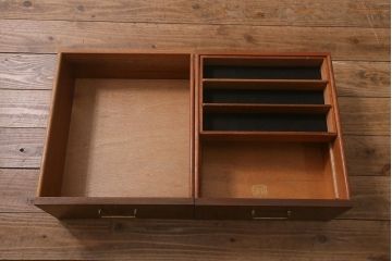 ヴィンテージ家具　北欧家具　G-PLAN(ジープラン)　ルームディバイダー(収納棚・飾り棚・陳列棚、ビンテージ)(R-043300)