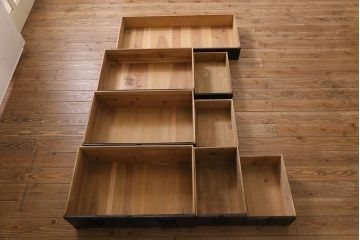 アンティーク家具　明治期　レア!モダンな雰囲気を漂わせる黒漆塗りの仙台箪笥(時代箪笥、衣装箪笥)(R-043303)