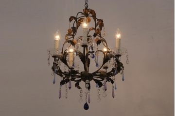 ヴィンテージ照明　輸入品　色付きのガラスドロップがおしゃれなリーフシャンデリア(天井照明、ビンテージ)(R-043304)