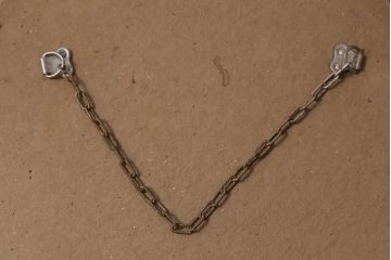 ヴィンテージ雑貨　イギリスビンテージ　シックな空間にぴったりのカットガラスオーバルミラー(鏡)(R-043305)